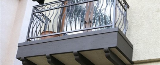 Balcony Deck And Railings Gallery Image #1